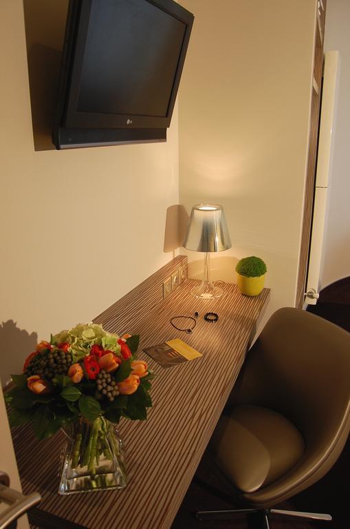 Acropole Hotell Paris Exteriör bild